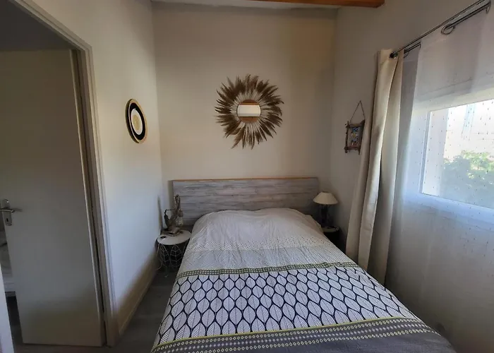 Narbonne-plage - Pavillon A 300 M De La *